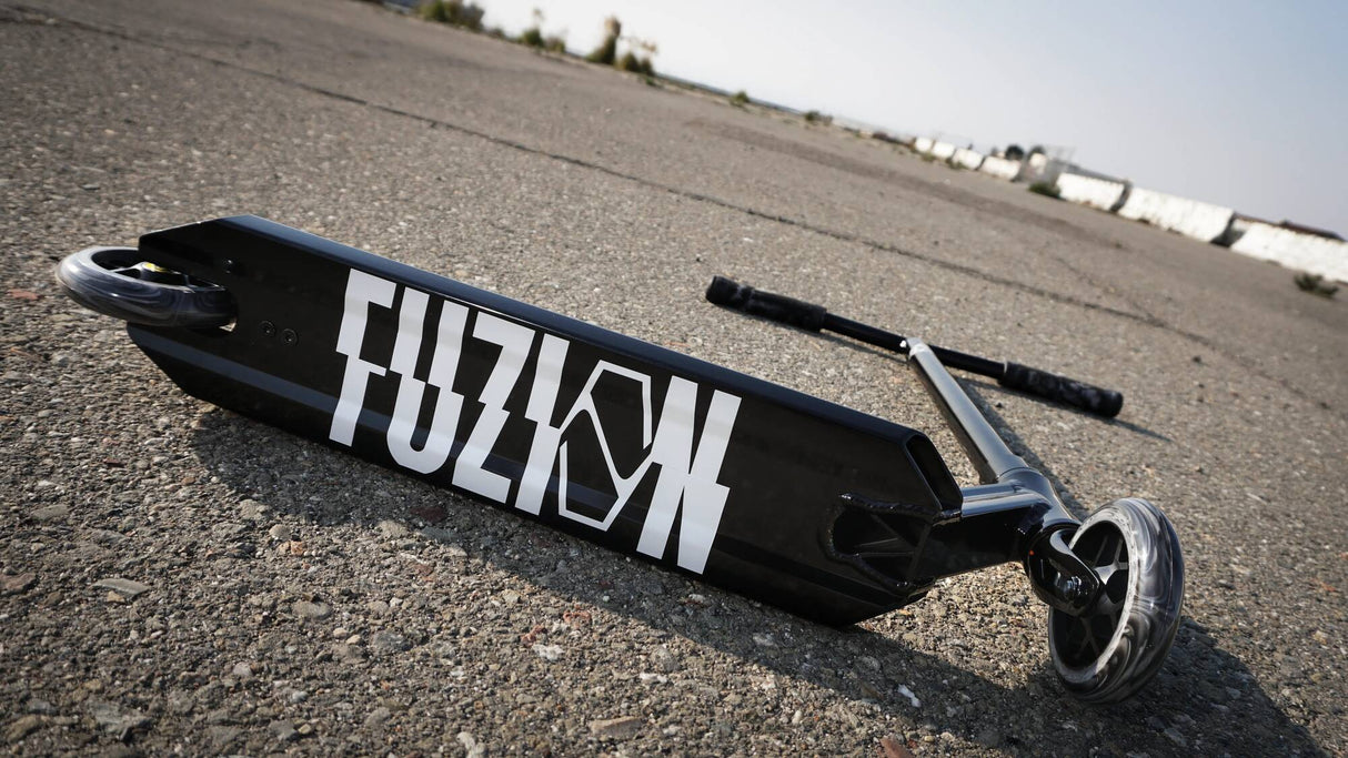 Fuzion Z250 Stunt Scooter - Black
