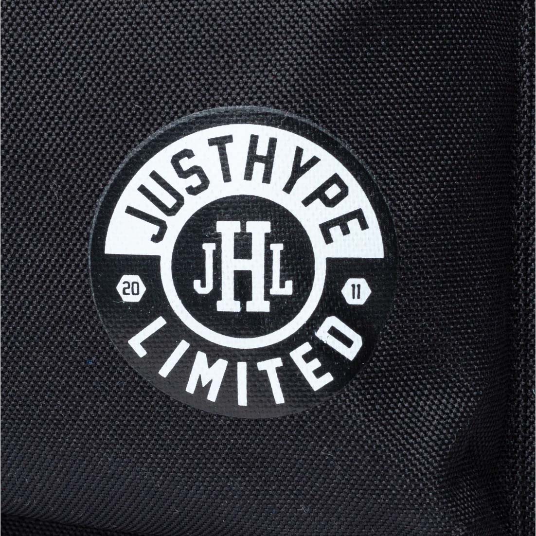 Hype Crest Entry 19L Backpack - Black