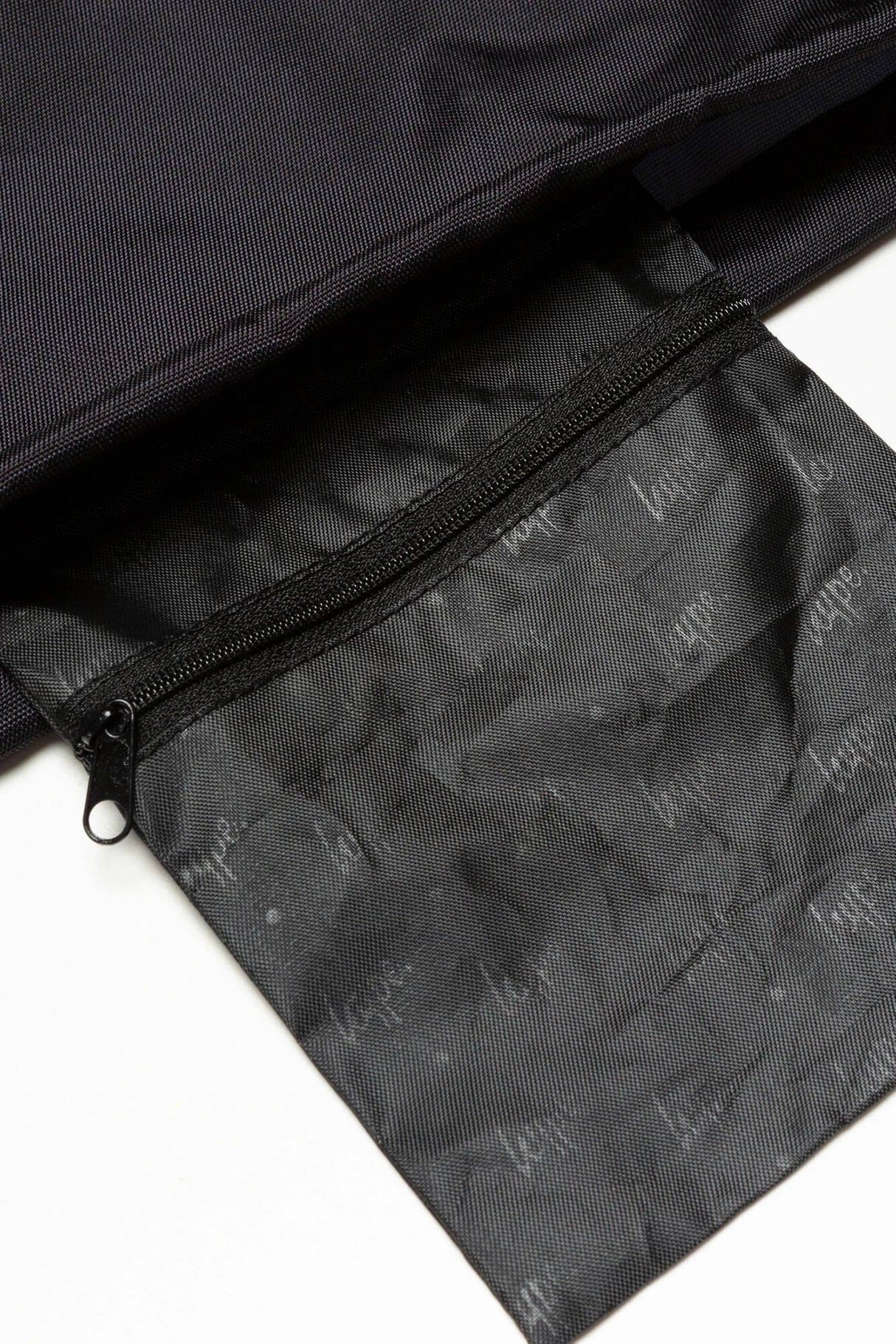 Hype Mono Drips Drawstring Bag - Black/White