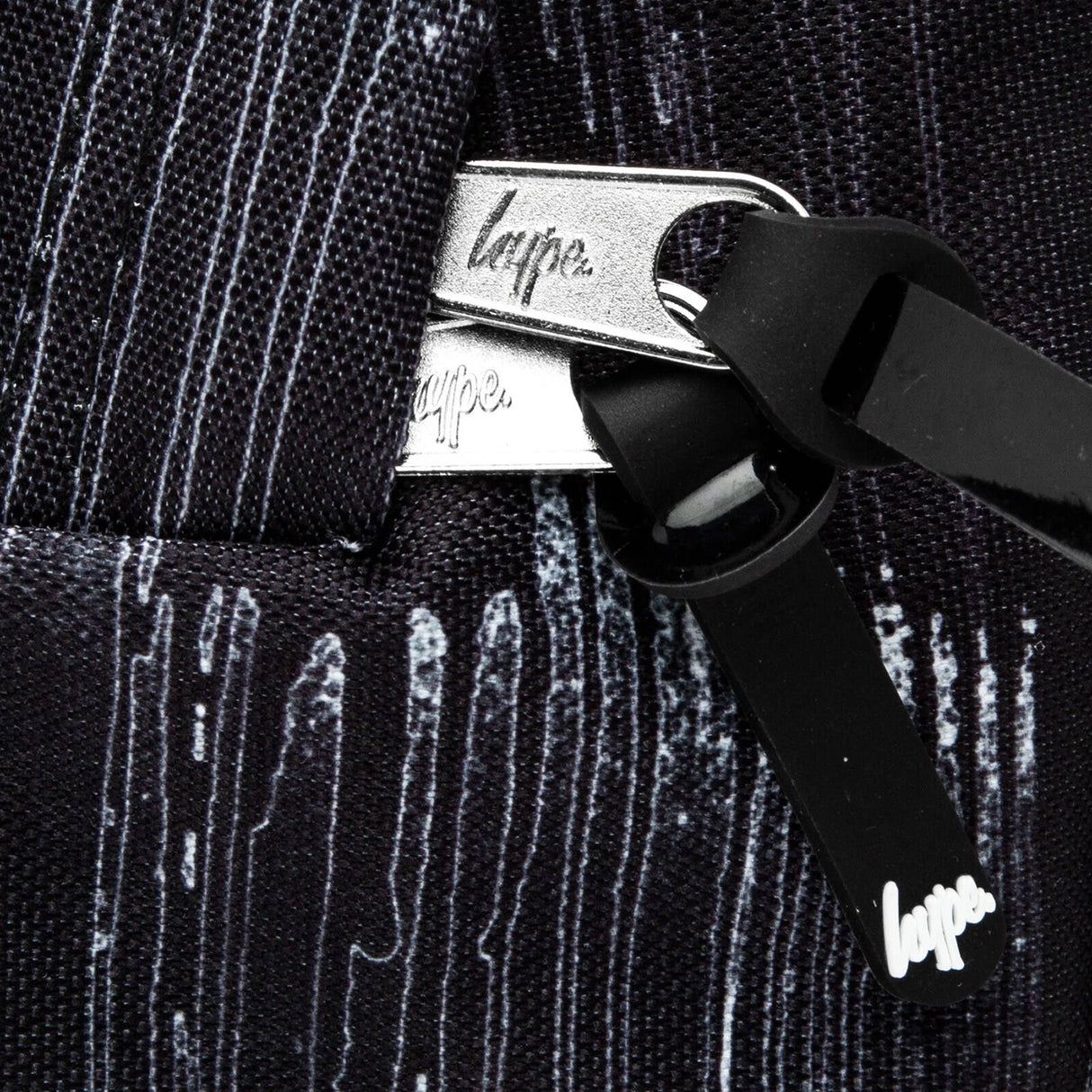 Hype 18L Backpack - Mono Wave Drip