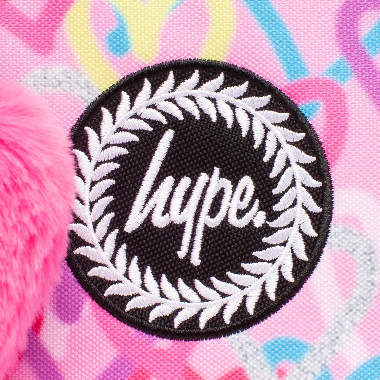Hype Graffiti Hearts Lunchbox - Pink