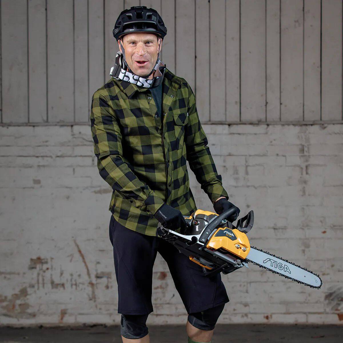 iXS Carve Digger Shorts - Black