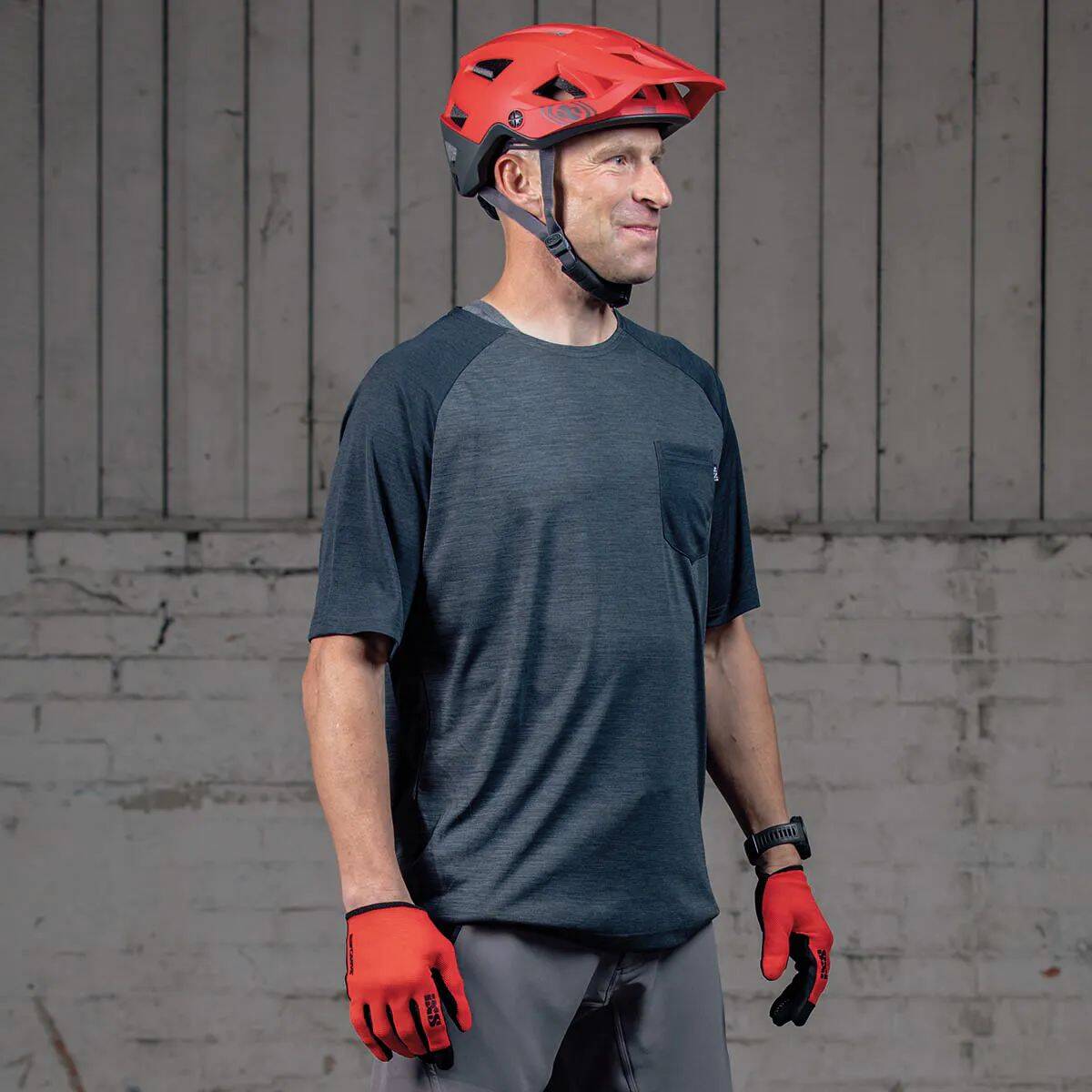 iXS Flow X Jersey - Black