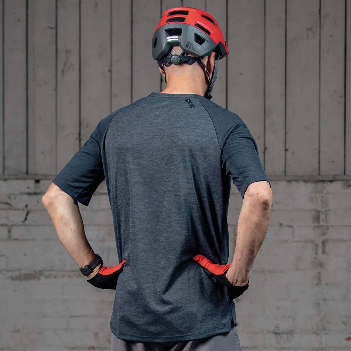iXS Flow X Jersey - Black