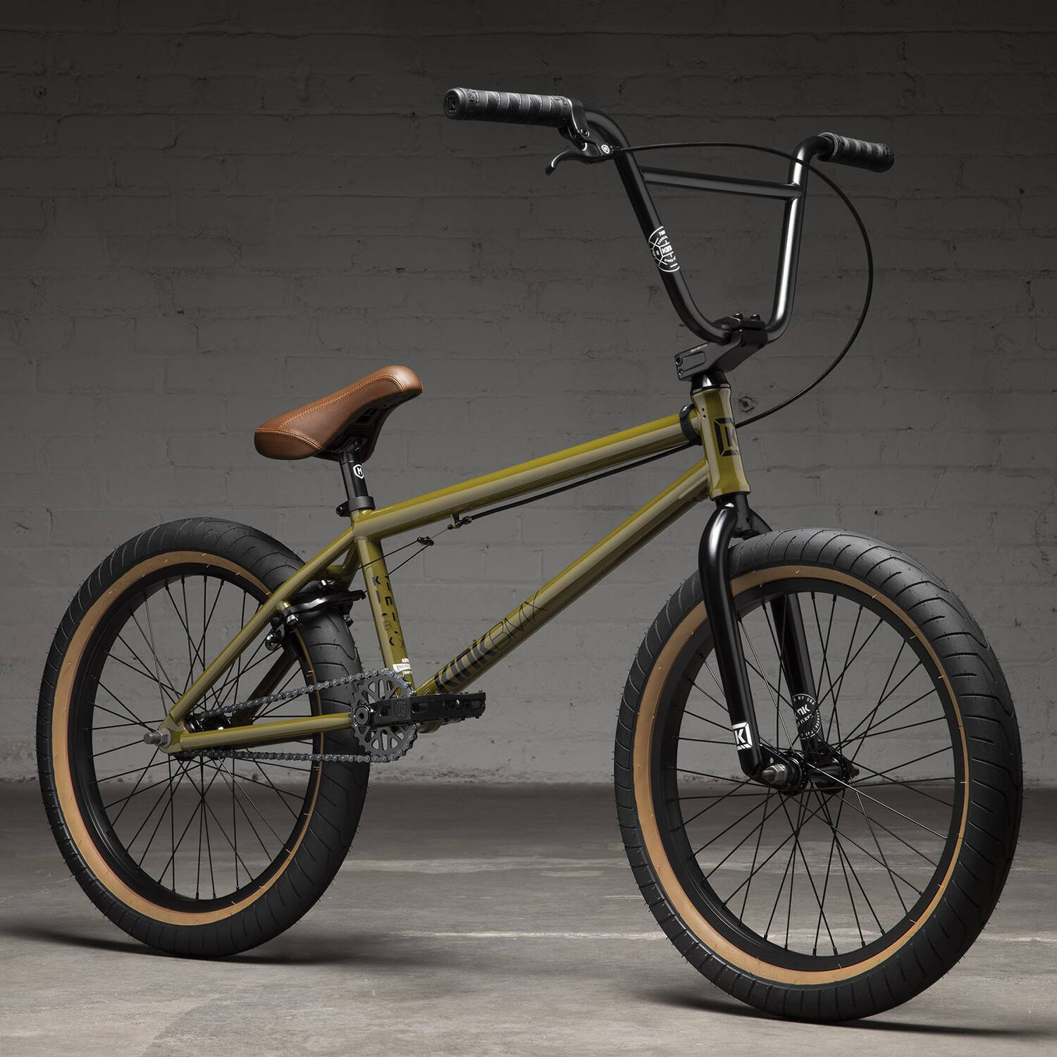 Kink Gap XL 21'' 2022 Complete BMX - Gloss Woodsmen Green