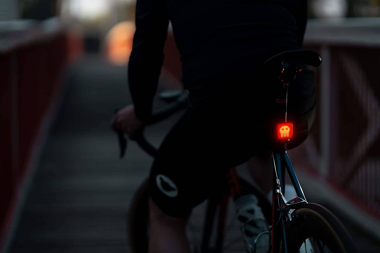 Knog Blinder V2 Bike Light - Skull Rear