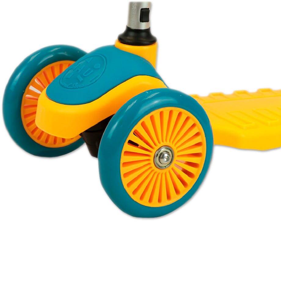 Maui and Sons Mini Sharkman Scooter - Yellow/Blue