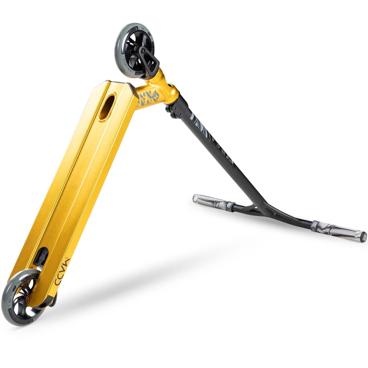 Madd Gear Kick Kaos V4 Stunt Scooter - Gold/Black