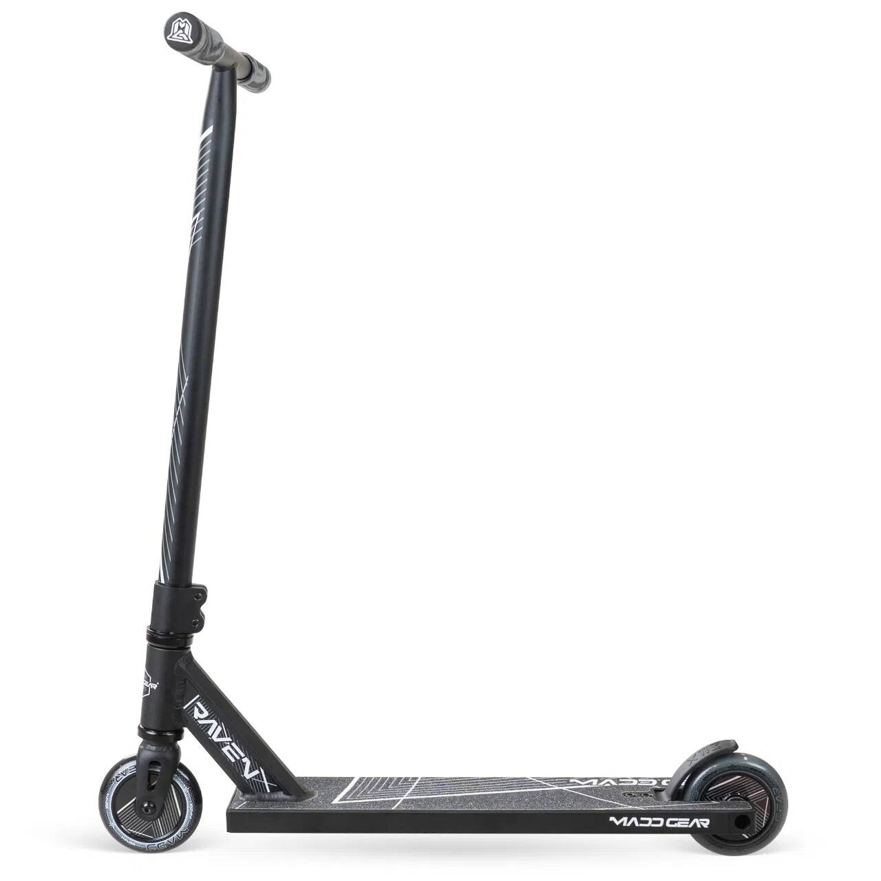 Madd Gear MG 1 Raven Stunt Scooter - Black/Black
