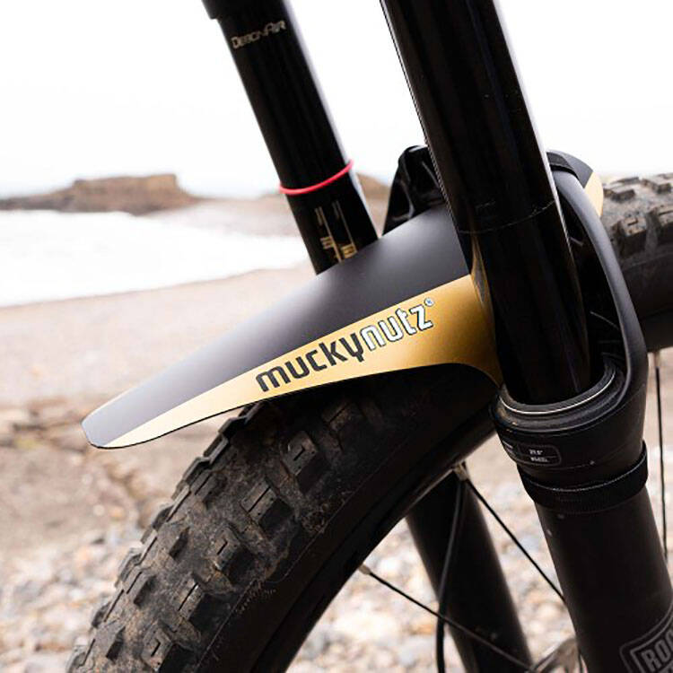 Mucky Nutz Face Fender - Black/Gold