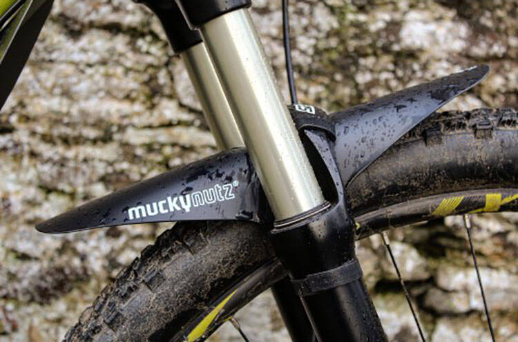 Mucky Nutz Face XL Fender - All Black