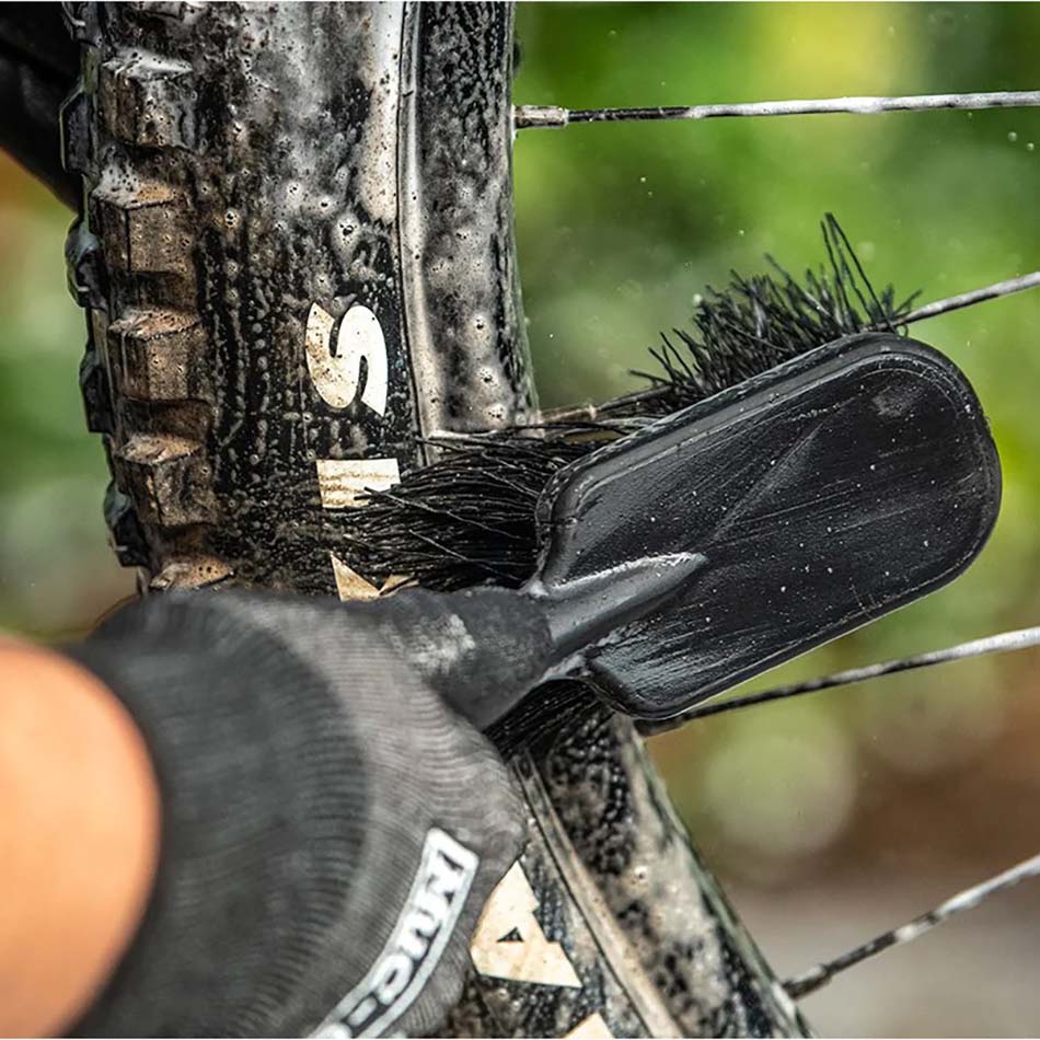 Muc-Off Tyre & Cassette Brush