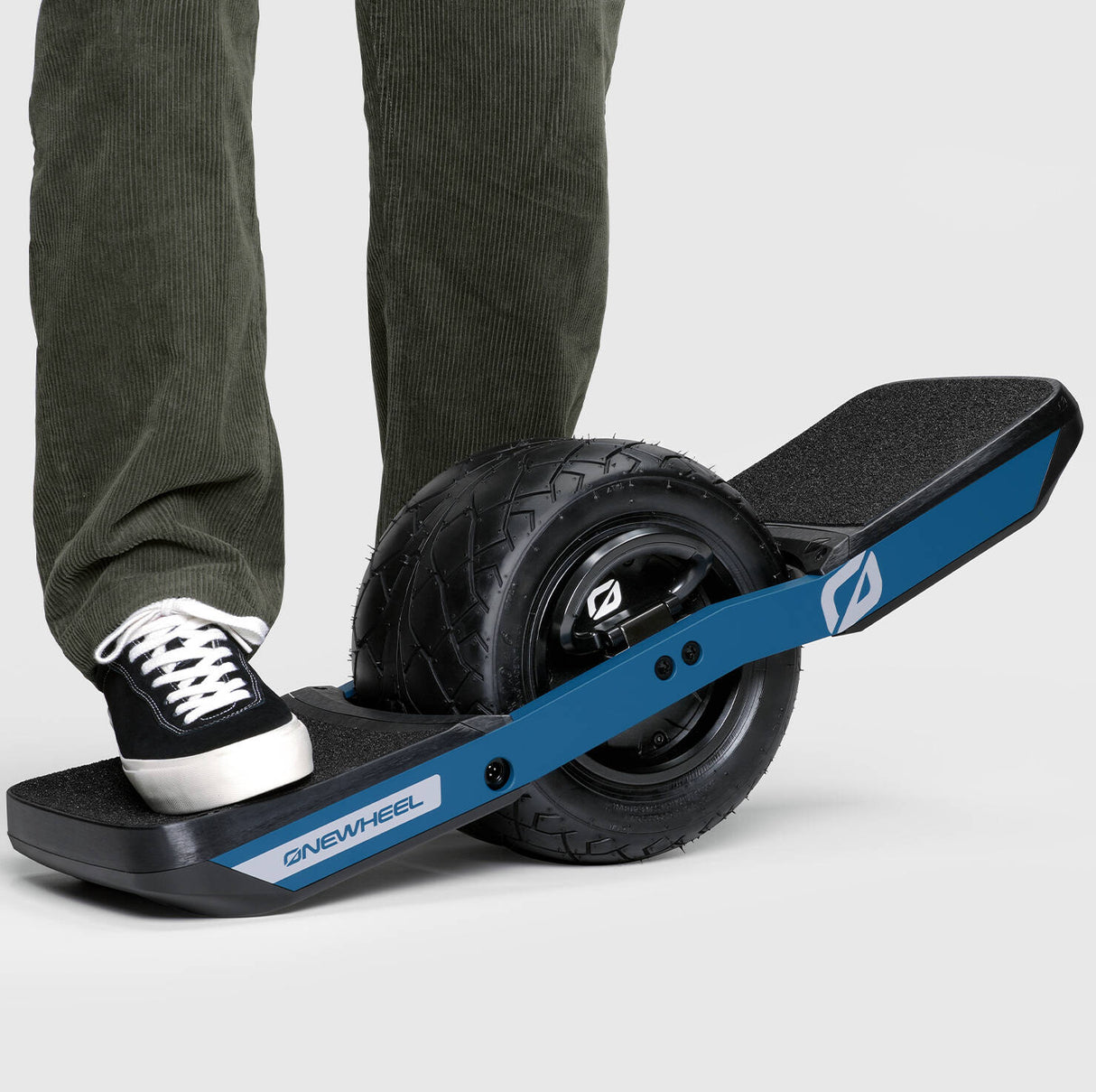 Onewheel XR Classic Electric Skateboard w/ Recurve Rails