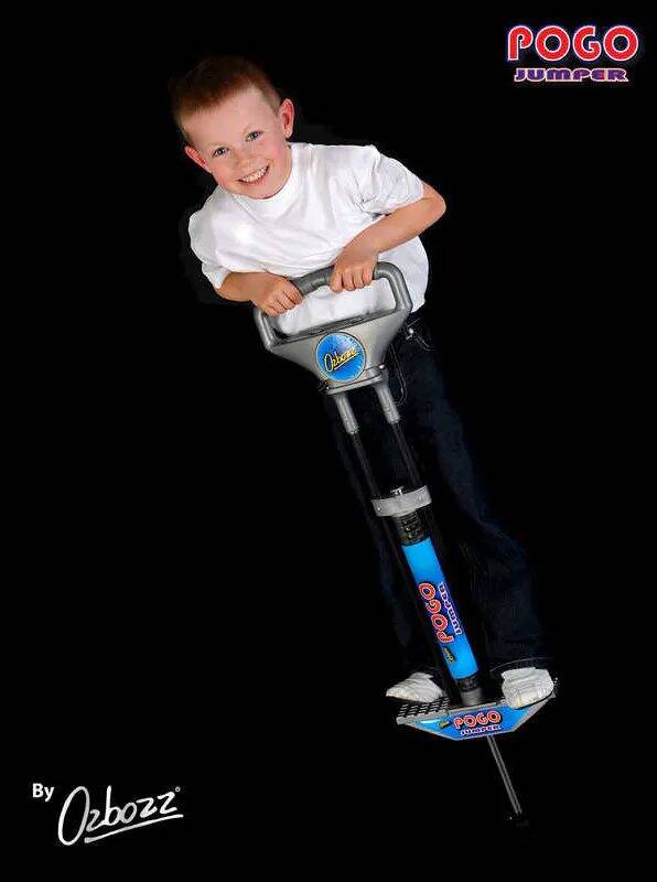 Ozbozz 100cm Pogo Stick - Black/Silver
