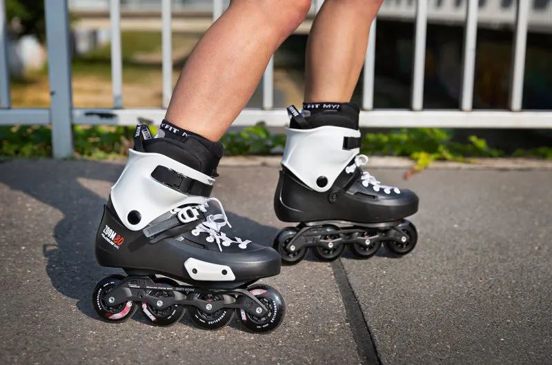 Powerslide Zoom Pro 80 Urban Skates - Black/White
