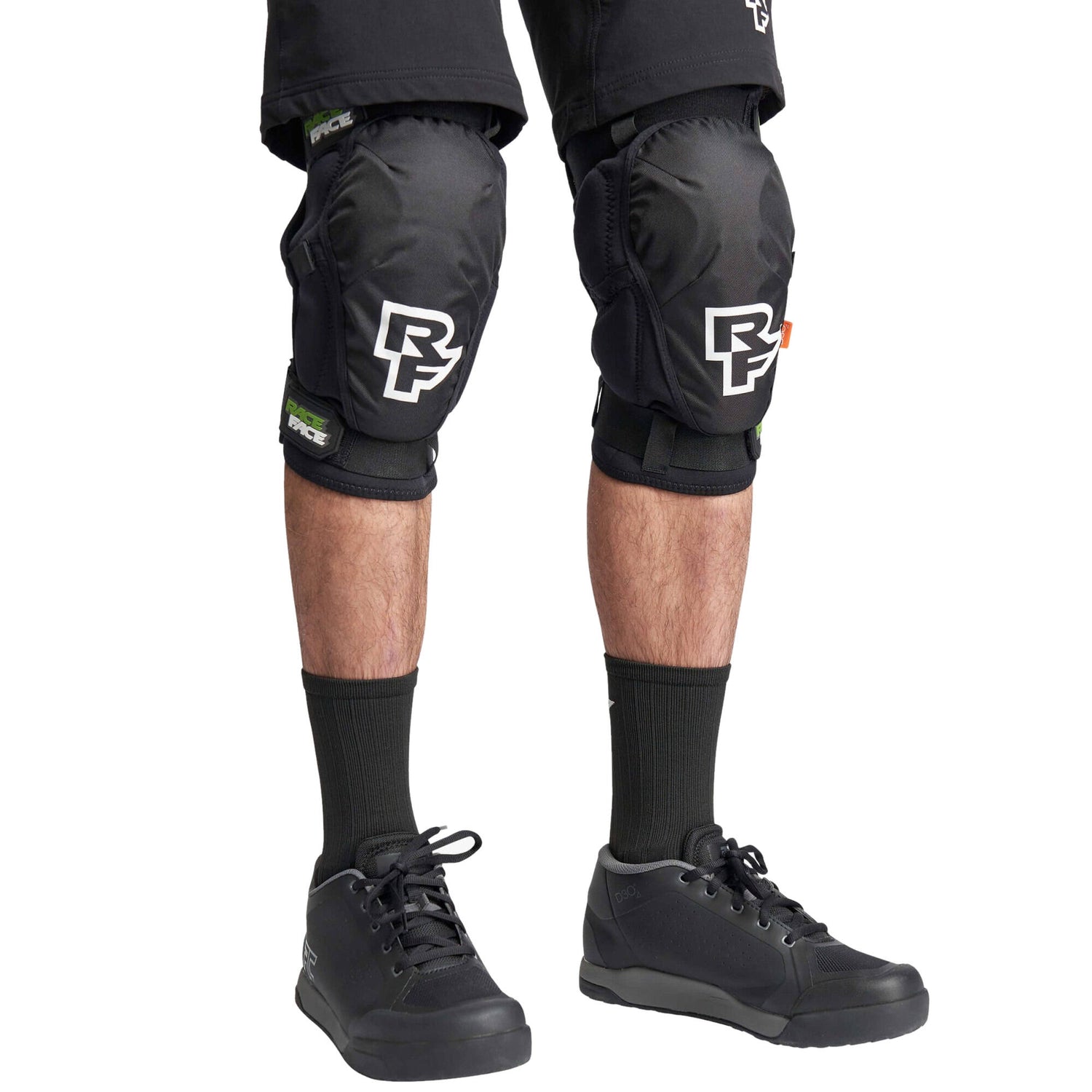 Race Face Ambush D30 Knee Pads - Stealth Large