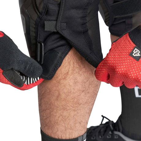 Race Face Roam Knee Pads - Stealth