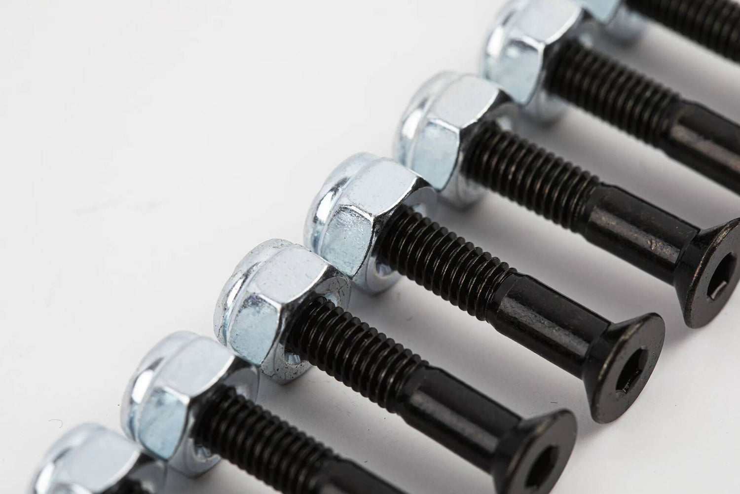Rampage 1'' Skateboard Truck Bolts - Black/Silver