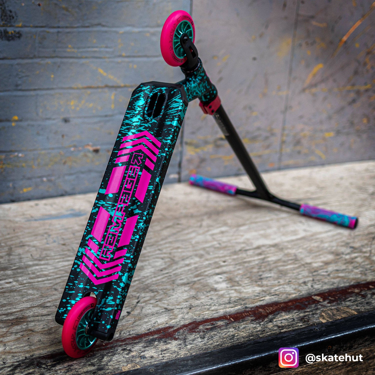 Rampage R2 Stunt Scooter - Ano Splat Teal