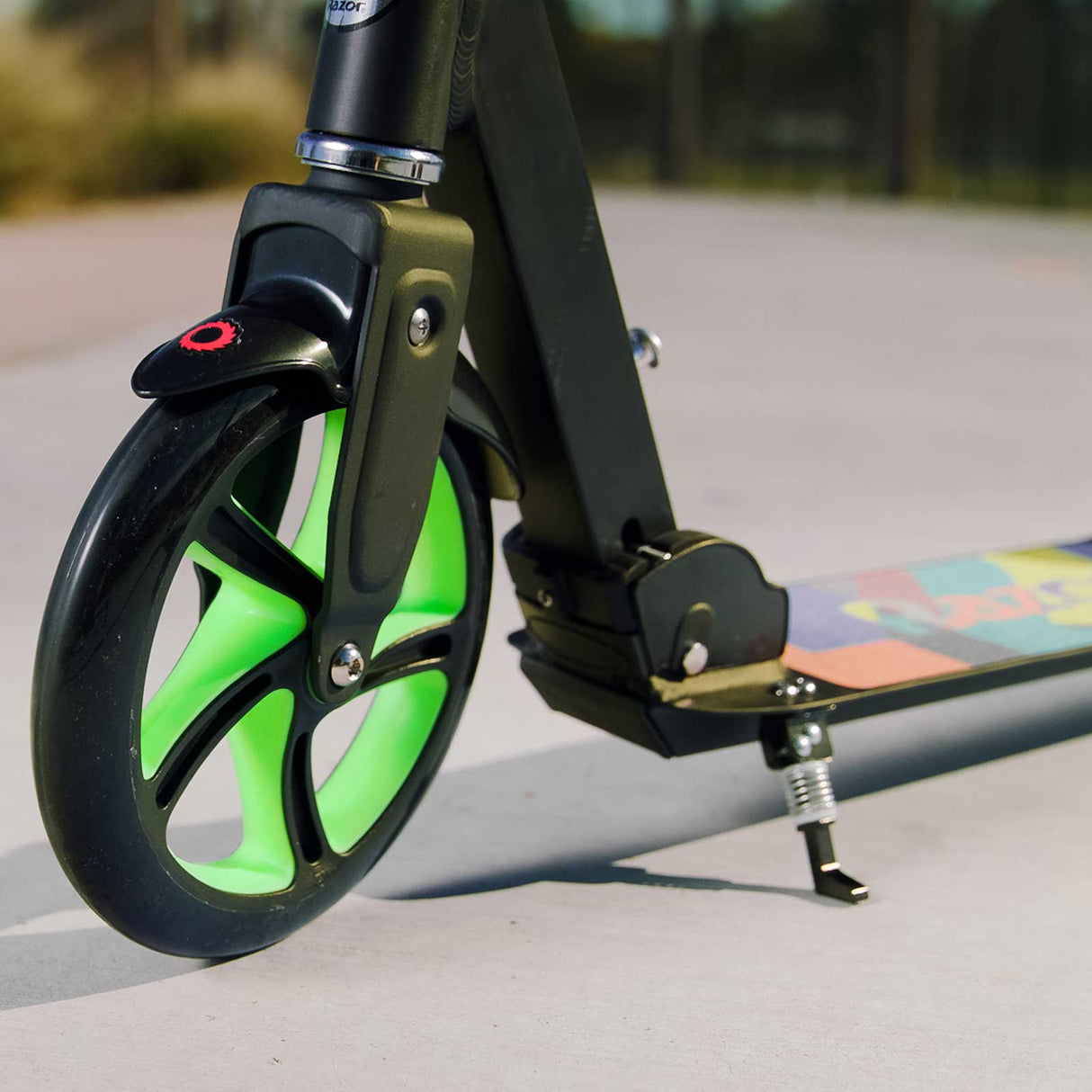 Razor A5 Lux Lighted Commuter Scooter - Green