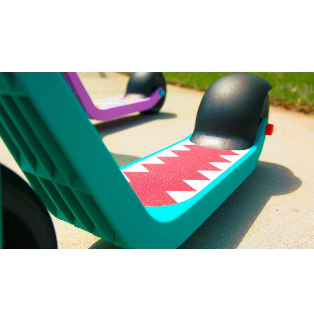 Razor Wild Ones Jr Scooter - Shark