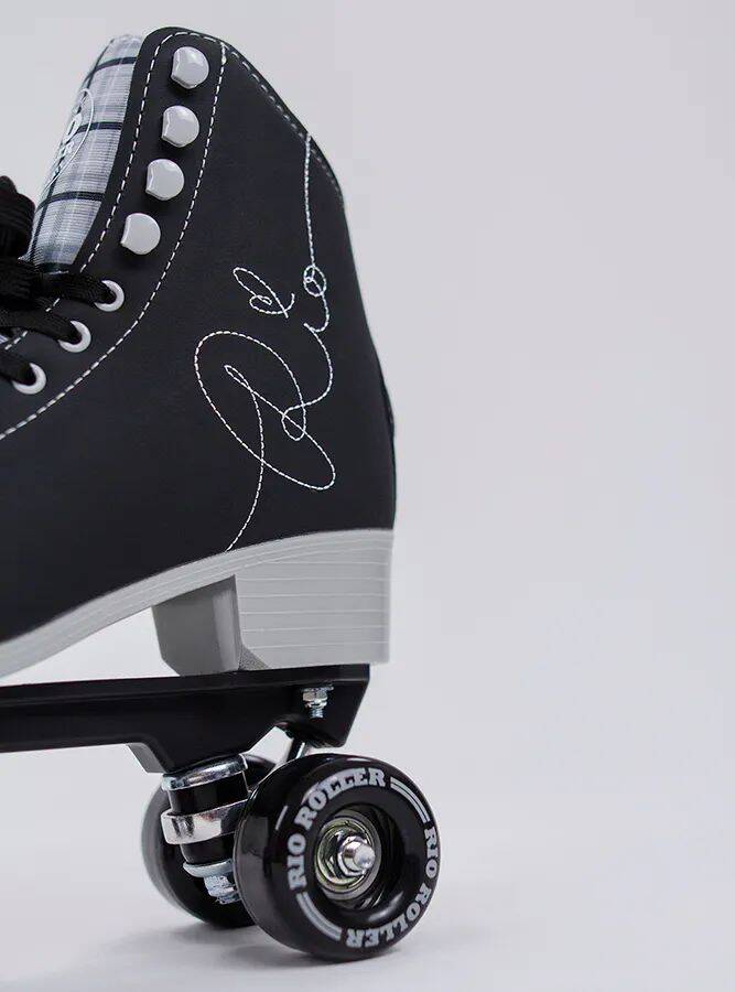 Rio Roller Signature Quad Roller Skates - Black