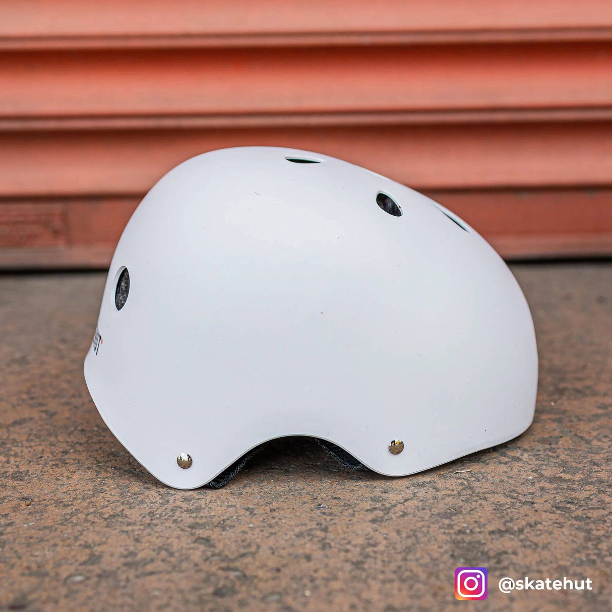 SkateHut Helmet - White