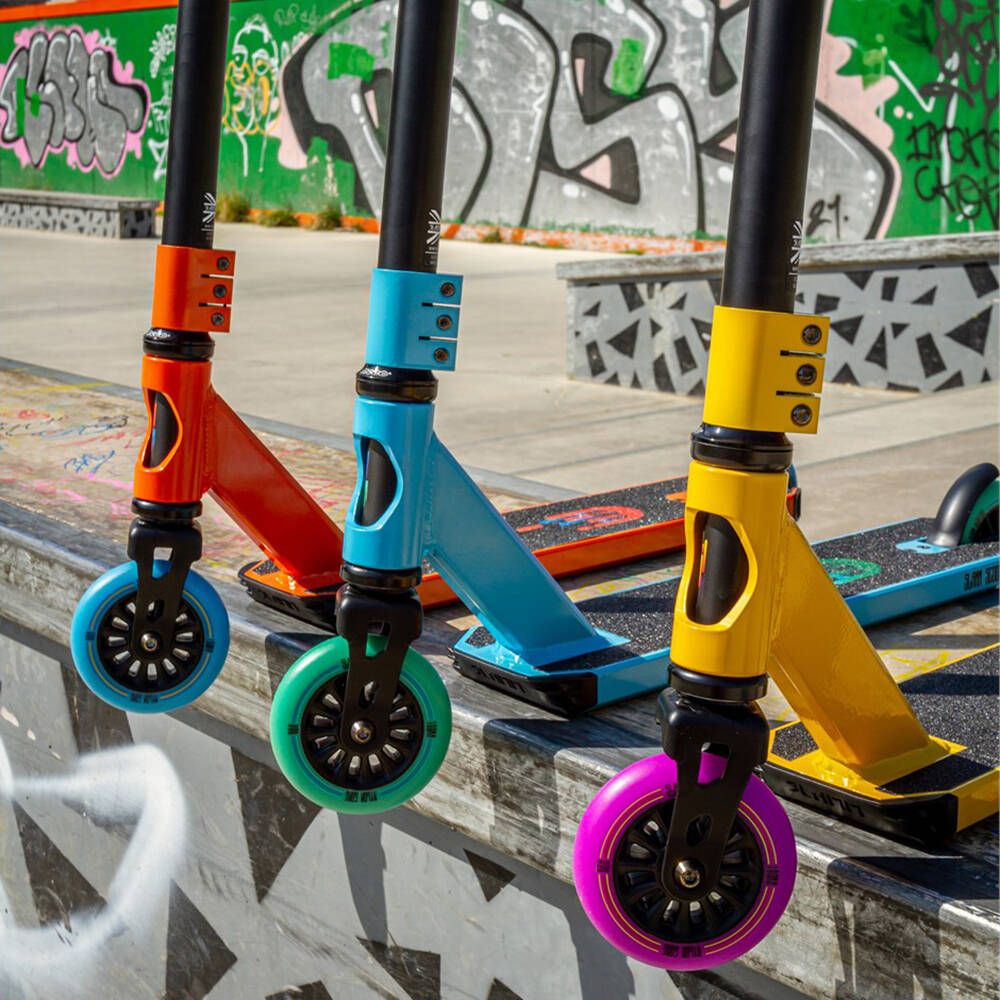 Slamm Tantrum V9 Stunt Scooter - Blue