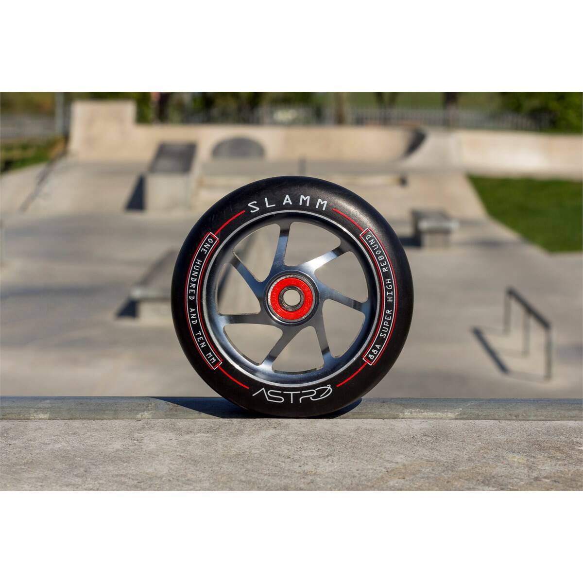 Slamm Astro 110mm Scooter Wheel - Black/Titanium