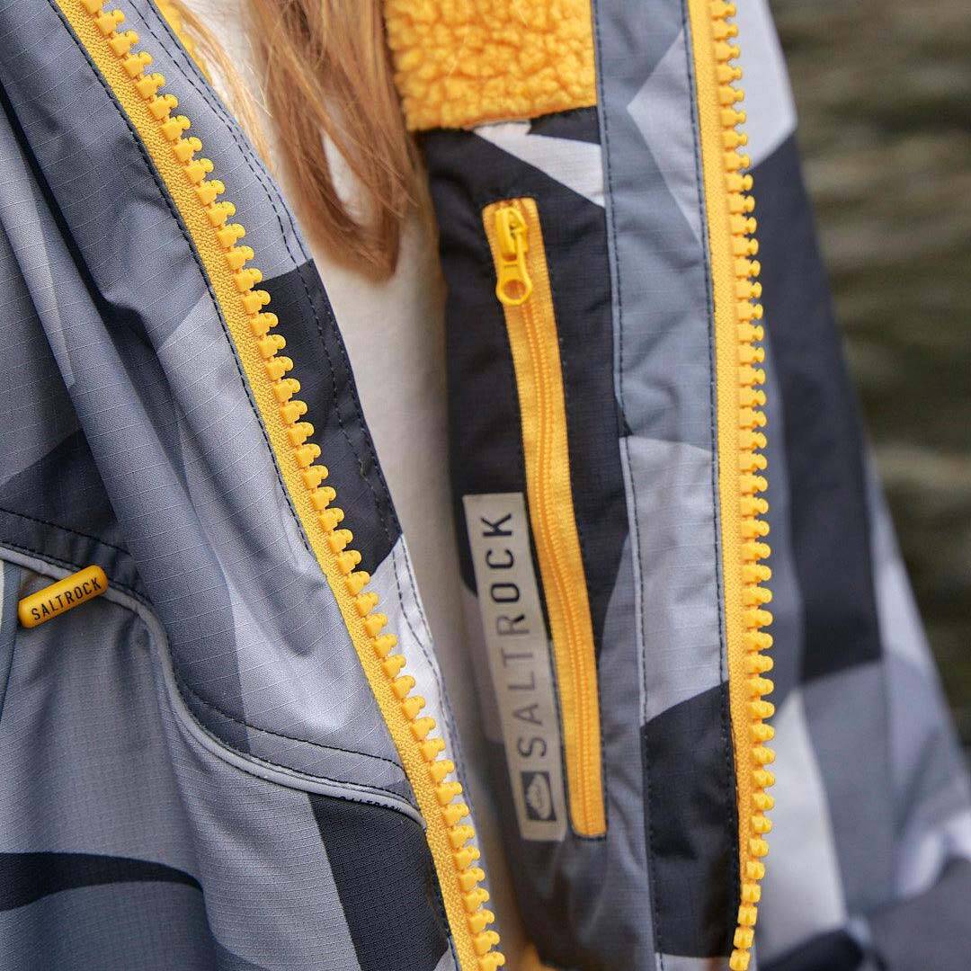 Saltrock Four Seasons Waterproof Changing Robe - Grey Camo