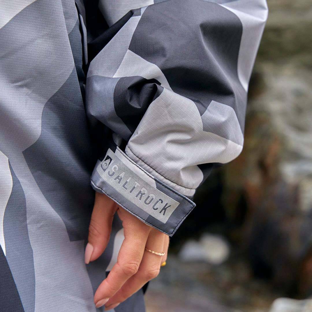 Saltrock Four Seasons Waterproof Changing Robe - Grey Camo