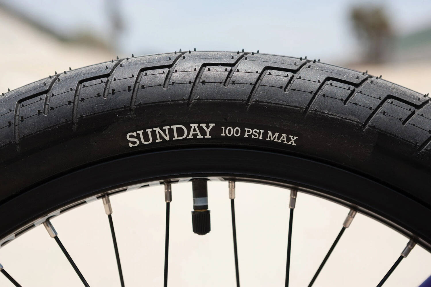 Sunday 2022 Street Sweeper Complete BMX - Jake Seeley Sig