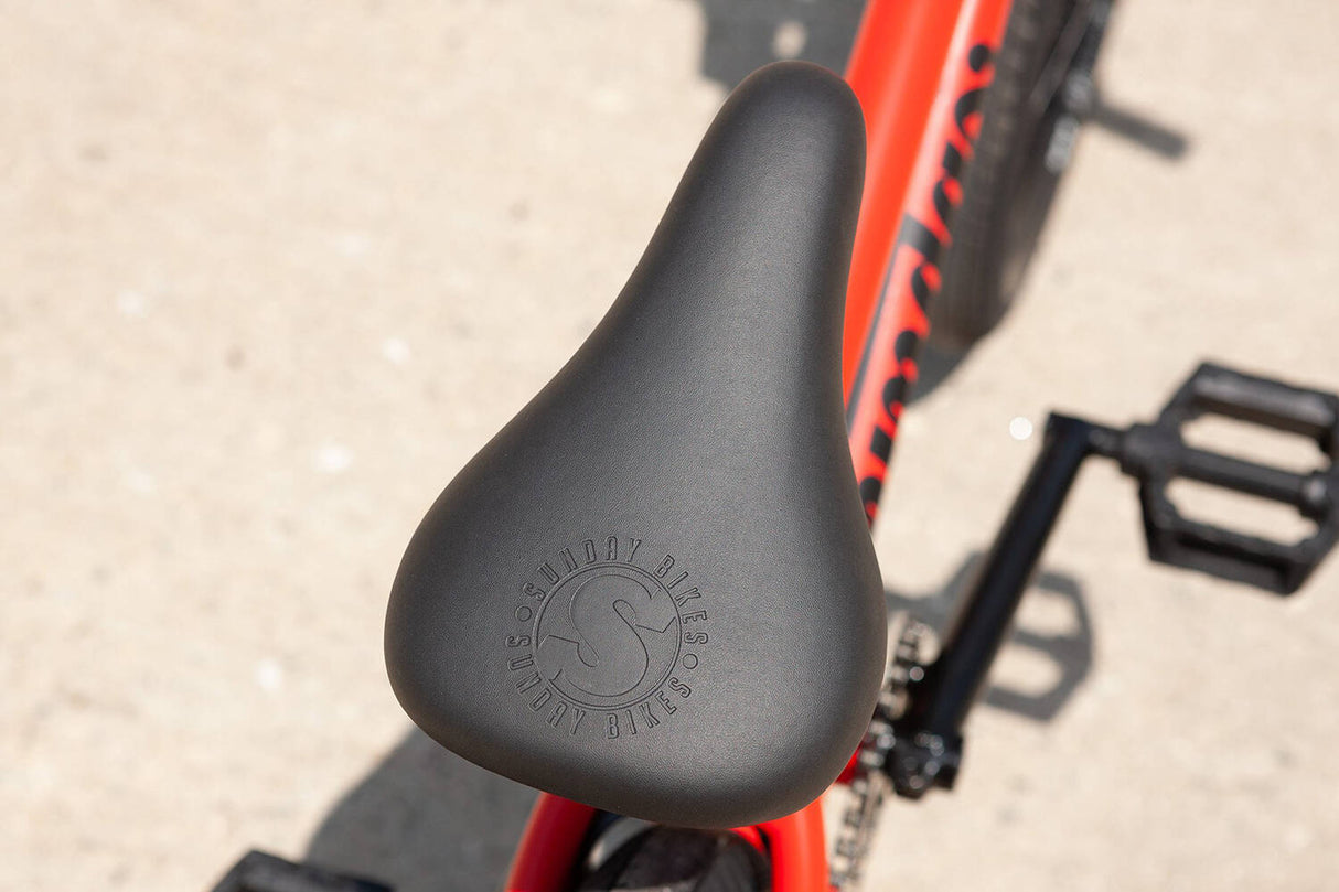 Sunday 2022 Primer 20.75'' Complete BMX - Matte Fire Engine Red