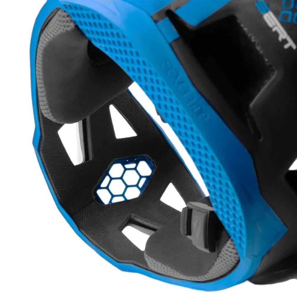 7iDP Project 23 Carbon Full Face Helmet - Raw/Electric Blue