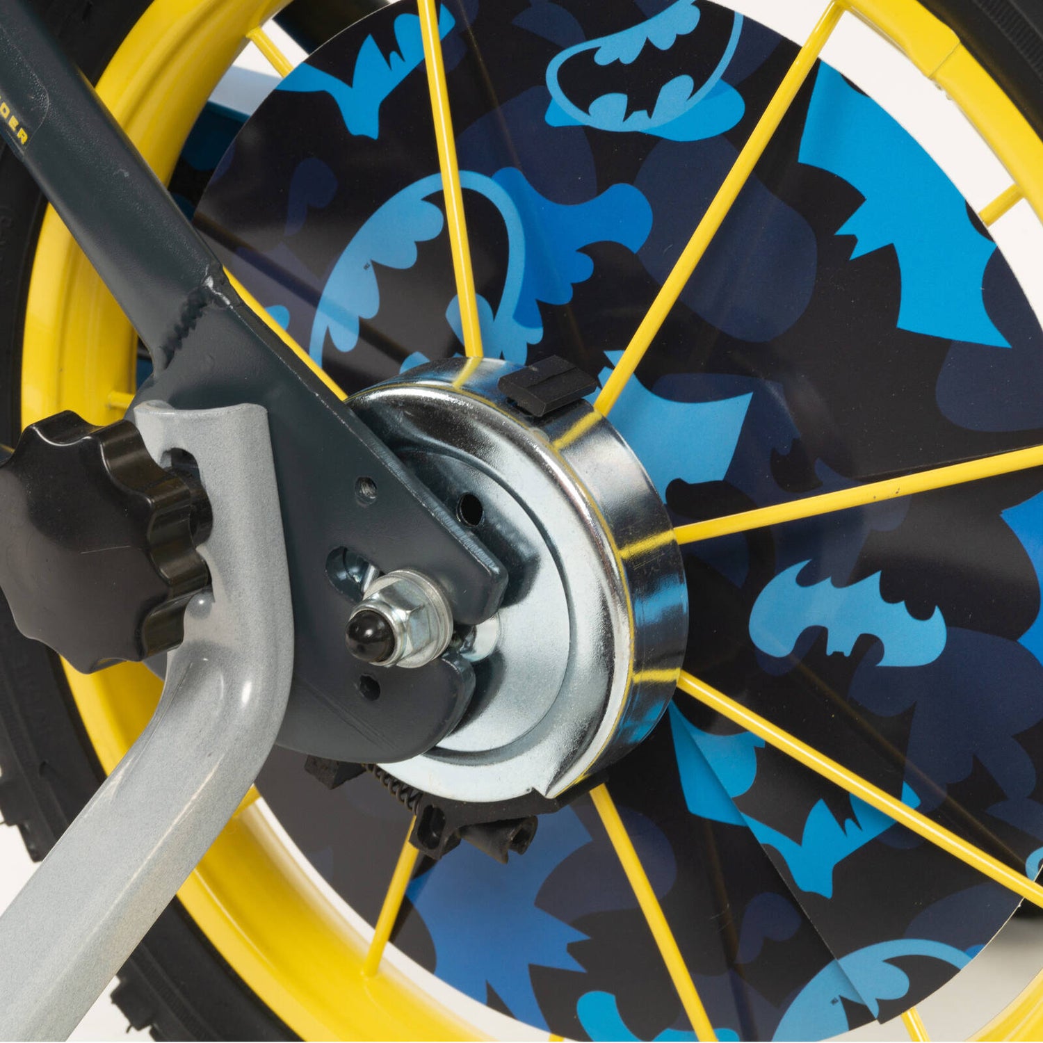Toimsa Bikes 14" Batman Bicycle - Black