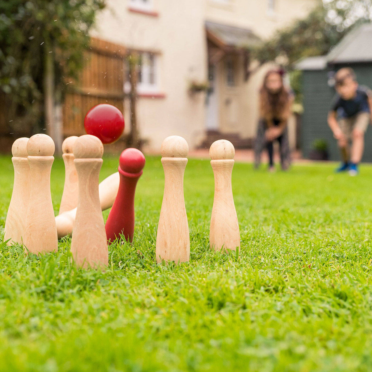Toyrific Skittles Garden Game