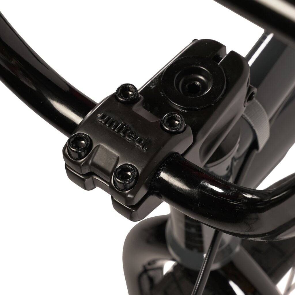 United Supreme 20.5'' Complete BMX - Gloss Graphite