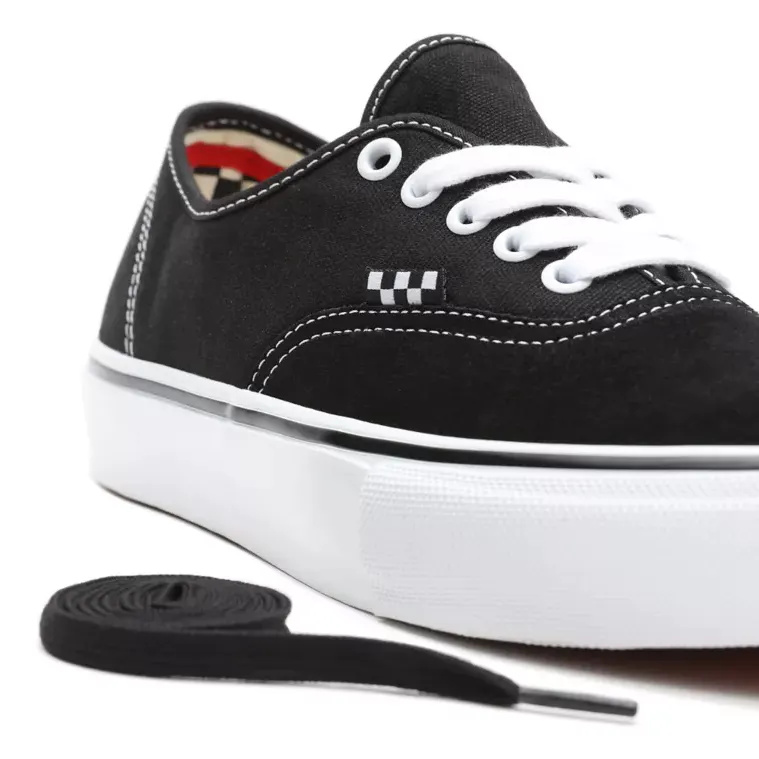 Vans Skate Authentic Skate Shoes - Black/White
