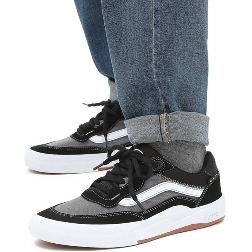 Vans Wayvee Skate Shoes - Black/White